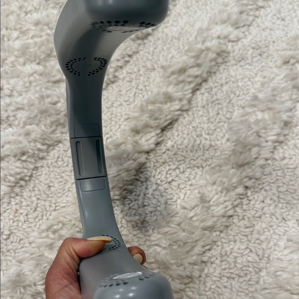 Summer wind - Portable neck fan - Gray and white Neck fan - Picture 4 of 5